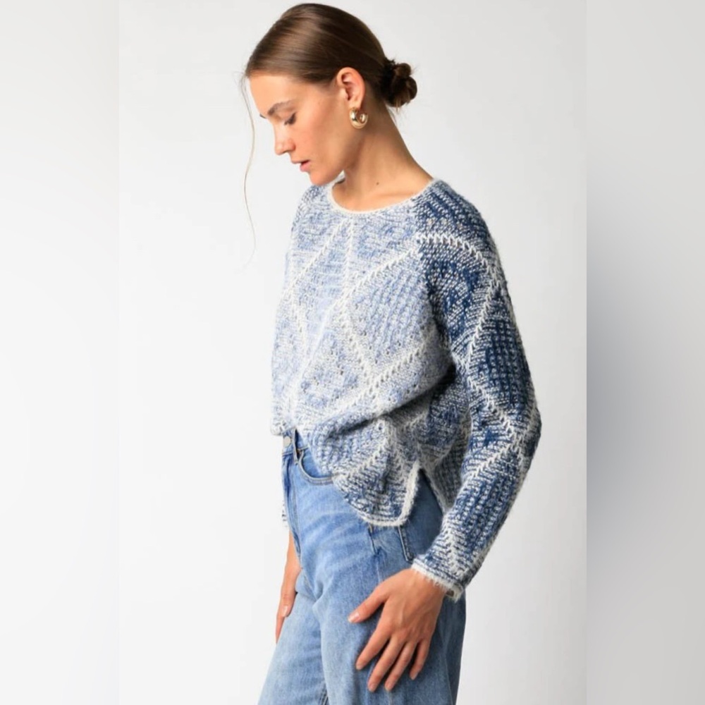 🤍💙Olivaceous Blue White Geometric Knit Sweater - Women’s Large NWOT - Picture 3 of 12